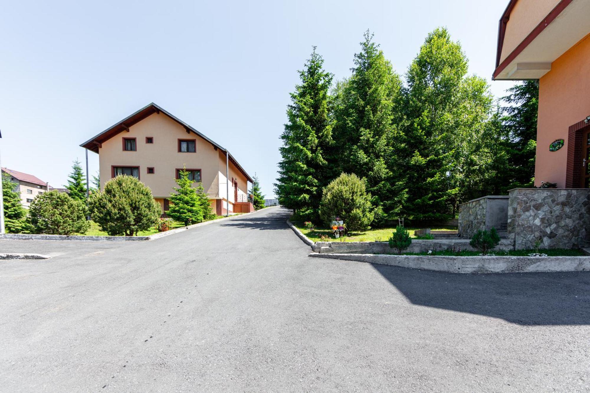 Resort Europark Fundáta Kültér fotó
