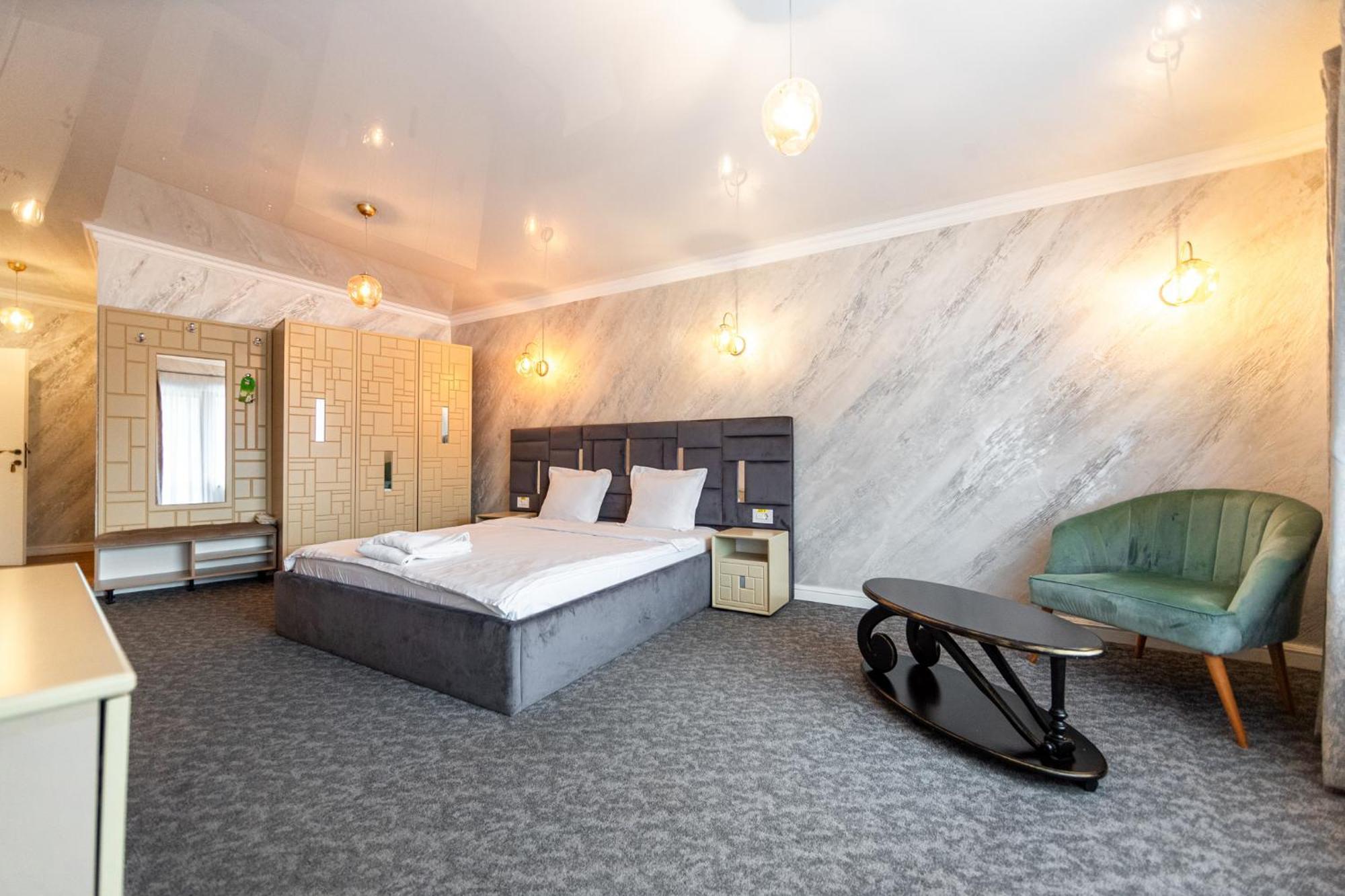Resort Europark Fundáta Kültér fotó