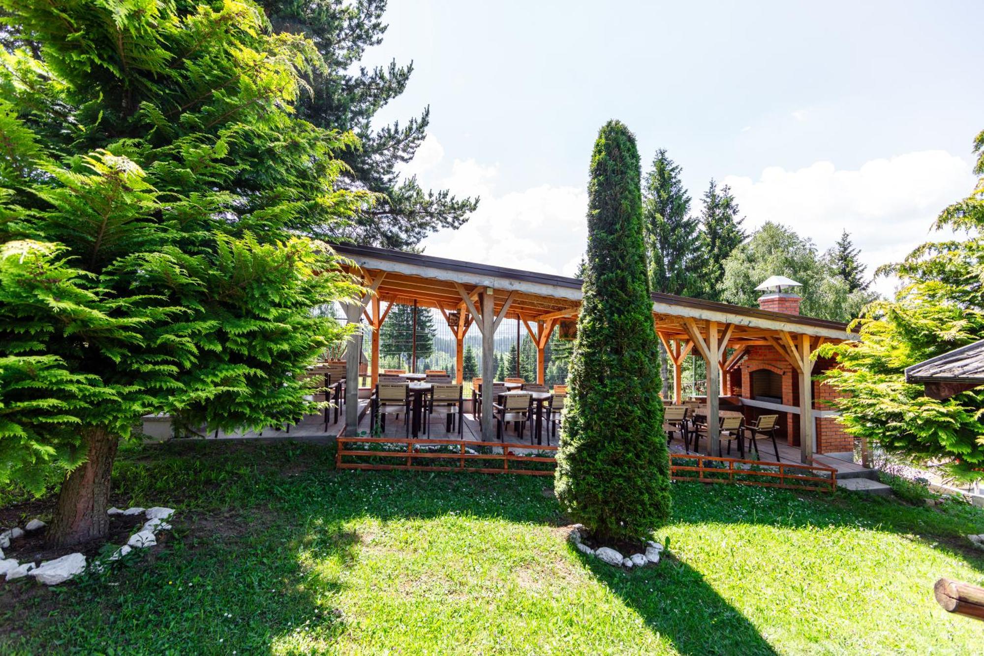 Resort Europark Fundáta Kültér fotó